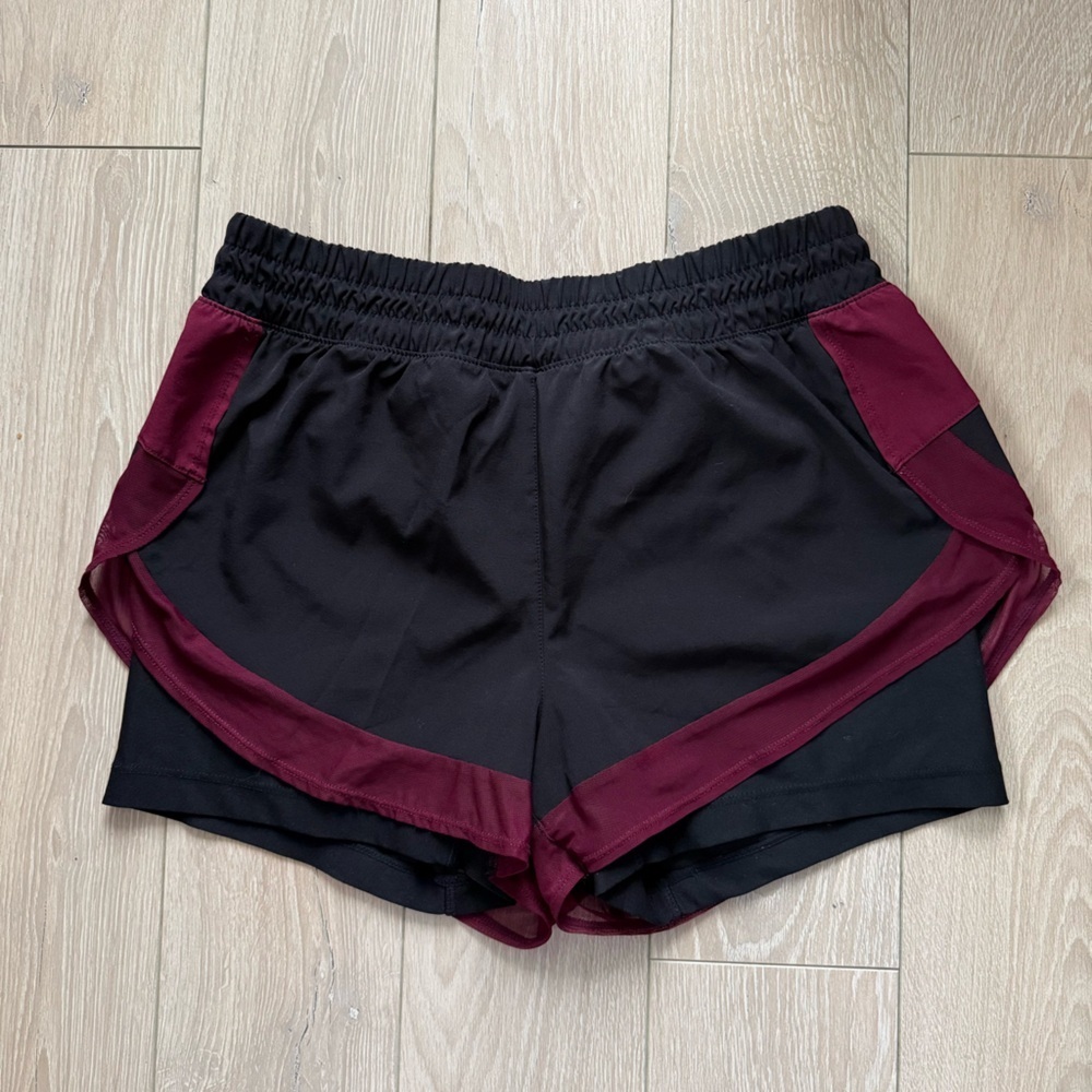 MPG Black and Burgundy Running Shorts Women’s Size Small